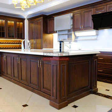Tủ bếp Gỗ Óc chó phong cách Tân cổ điển (Walnut kitchen cabinets - Indochina)