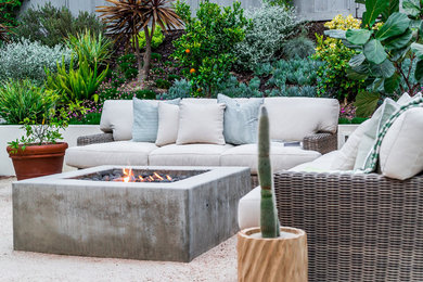 Tuscan patio photo in San Diego