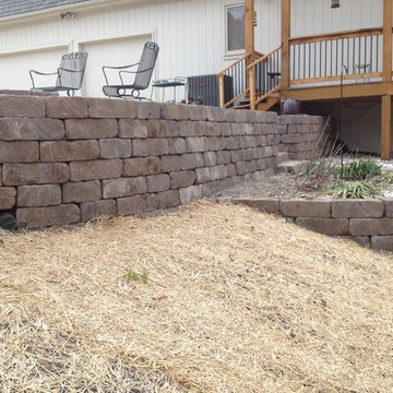 Retaining wall