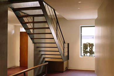 Staircase - contemporary staircase idea in Chicago
