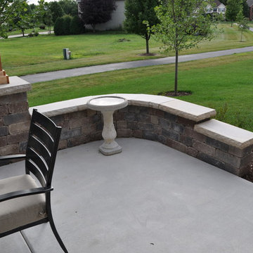 Yorkville - Pergola with Seat Wall & Driveway Borders