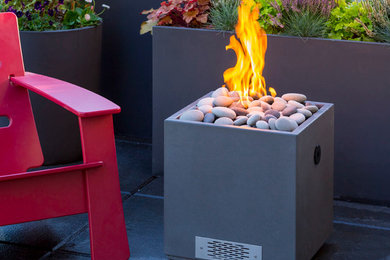 Trendy patio photo in Vancouver