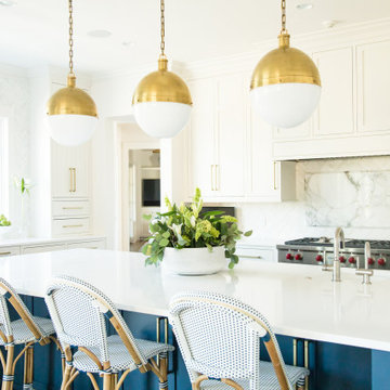 Wildlife Preserve Cabinetry and Tile