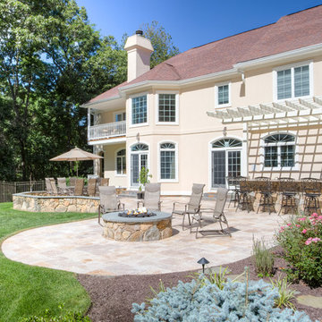 Simple, Luxurious Swimming Pool And Fire Pit