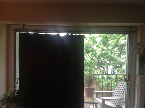 Curtains And Rods In Front Of A Sliding Door - Patio Door Curtain Rods Without Center Bracket