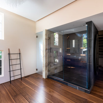 4295 Lakehaven