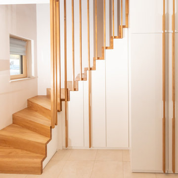 Faltwerktreppe mit integriertem Schrank