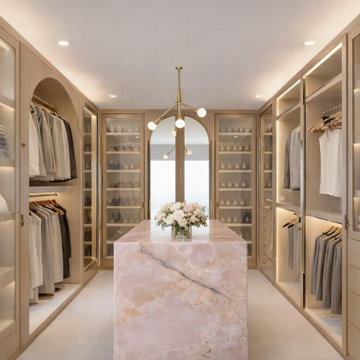 Walk-In Closet in Dallas, TX