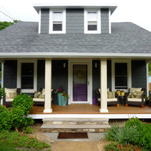Front Ave. Bungalo