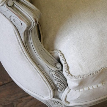 20th Century Carved and Painted Settee Upholstered in Belgian Linen