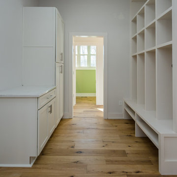 Mud Room / Rear Entry