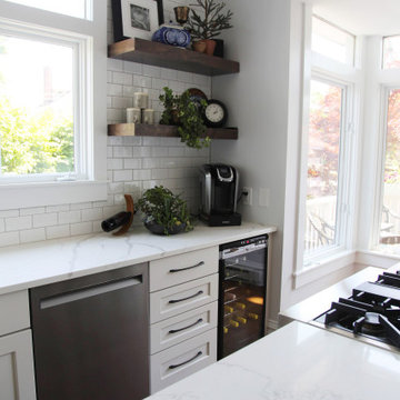 Cute & Functional Kitchen Design