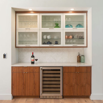 Bars - Beverage Stations - Wine Cellars