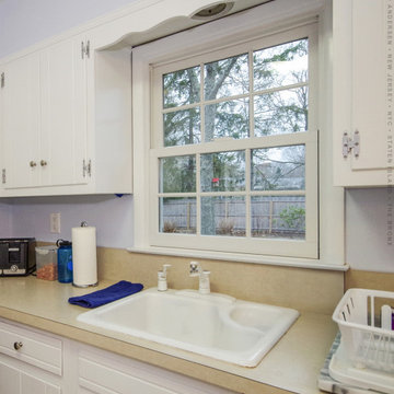 New Window with Grilles in Charming Kitchen - Renewal by Andersen New Jersey / N
