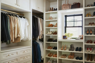 Inspiration for a farmhouse closet remodel in Bridgeport