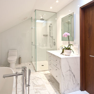 Modern Bathroom