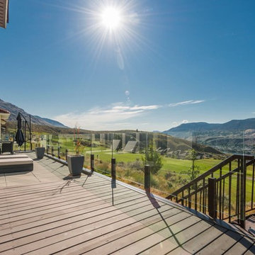 Visao Court Kamloops, BC - Modern Tuscan Interpretation