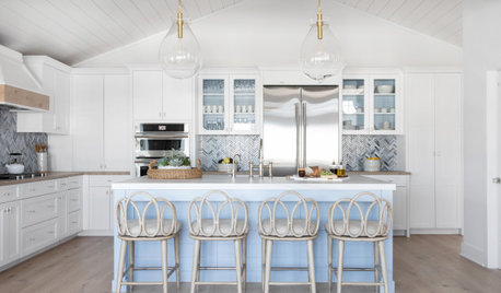 Visit an Interior Designer’s Beautiful Beach House Retreat