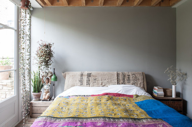 Scandinavian Bedroom by Adelina Iliev Photography