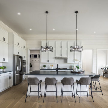 Schumacher Homes Charleston Modern Farmhouse: Ashland, OH