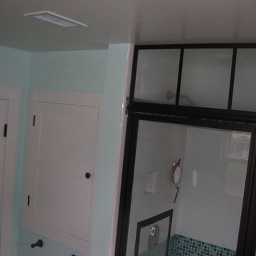 Craftsman Master Bathroom