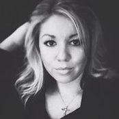 Angela Smith's photo