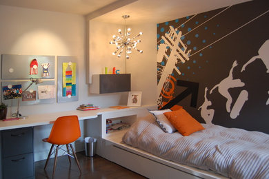 Kids' room - contemporary boy kids' room idea in Montreal