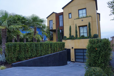 Design ideas for a modern landscaping in Seattle.