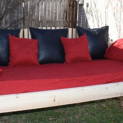 Fan Back Cedar Swinging Daybed - Patio Furniture And Outdoor Furniture