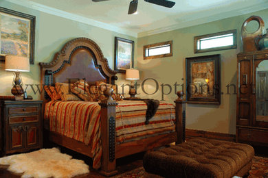 Aurora Mesquite/ Leather Bed