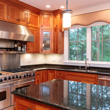 8 Pheasant Run, Wayland, MA