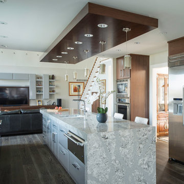 Spacious Kitchen in Lake Kesslerwood