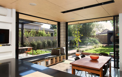 Houzz Tour: A Contemporary Addition Makes the Connections