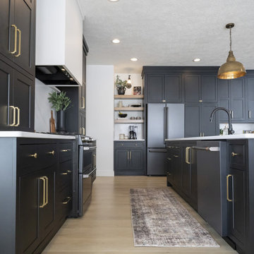Entertain with Elegance: Delafield's Kitchen and Bar Masterpieces