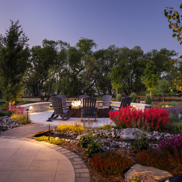 Natural Elements Provide Outdoor Oasis at Contemporary Home