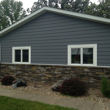 1960’s Ranch Style Home Receives an Update with New American Classic Cedartouch