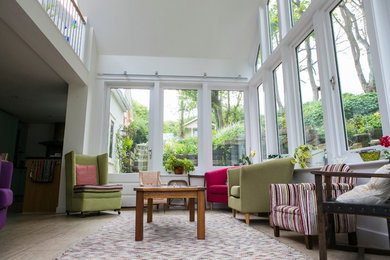 Photo of a modern living room in Oxfordshire.