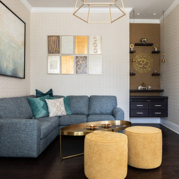 Living room in blue and gold