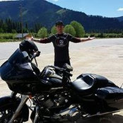 Justin Lowe's photo