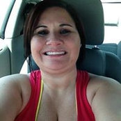 Celeste Olivas foto