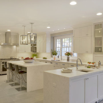 Traditional w/ Contemporary Style!