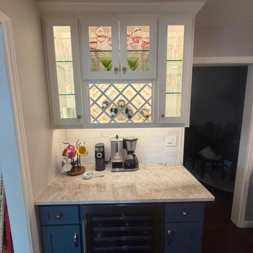 Water's, Kitchen