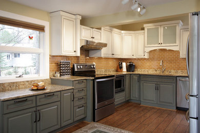 Kitchen - transitional kitchen idea in Other