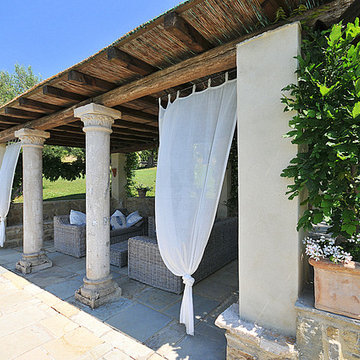 Villa con piscina nelle colline toscane