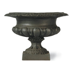 Garden Urns - Products