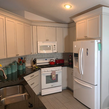 Compact Grey Kitchen