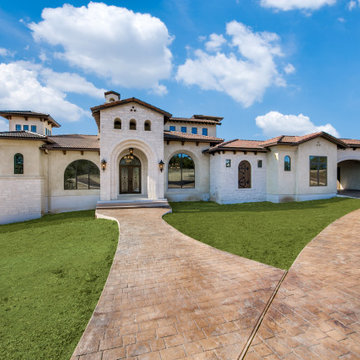 Spanish/Mediterranean: 5,326 ft²/3 bd/3.5 bth/1.5ST