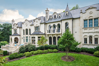 Exterior home idea in Other