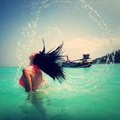 Julia Stone's photo