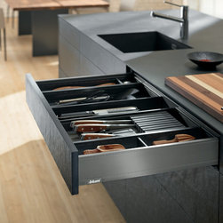 Blum LEGRABOX Pure - Kitchen Cabinetry